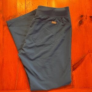 Royal blue figs livingston